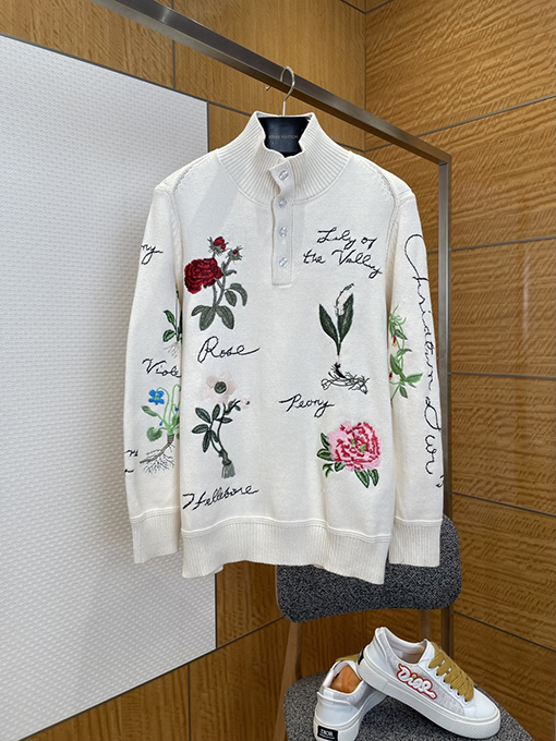 ディオール 花の刺繍ハーフオープンニットセーター