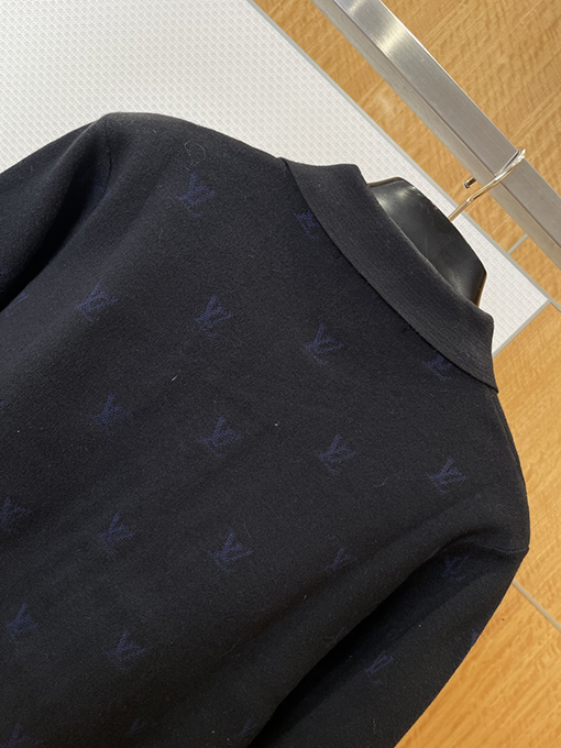 ルイヴィトン ロゴ全面プリントポロシャツ