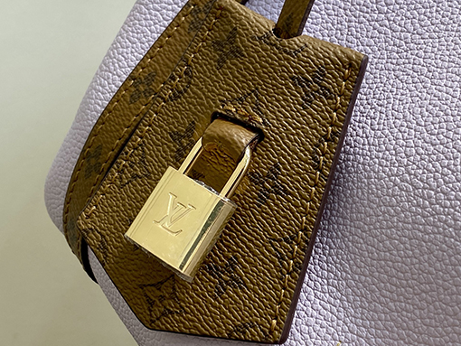 ルイヴィトンスーパーコピー LV SPEEDY EXPRESS 小さな枕ハンドバッグ M27275