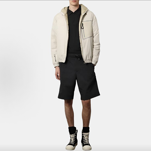 モンクレール リバーシブルロゴフード付きダウンジャケット