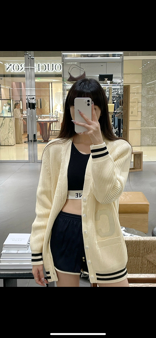 セリーヌコピー CEINE レターロゴVネックニット透かし彫りカーディガン