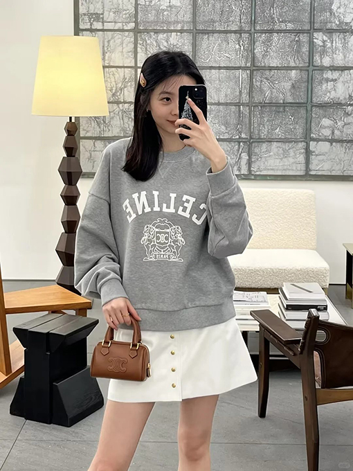 セリーヌ CEINE レターバッジプリントクルーネックスウェットシャツ