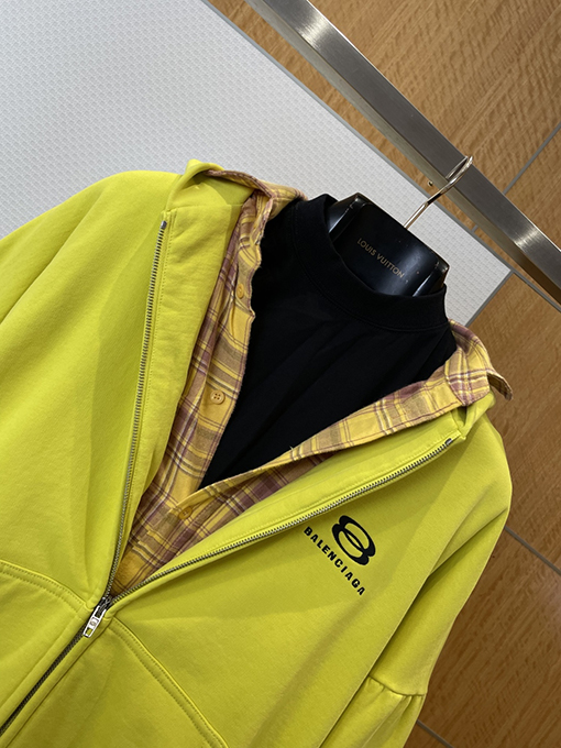 バレンシアガ フェイクスリーピースチェック柄パッチワークフード付きジップアップジャケット