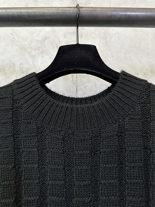 モンクレールコピー エンボスニットロゴセーター