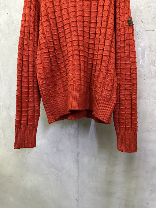 モンクレールコピー エンボスニットロゴセーター