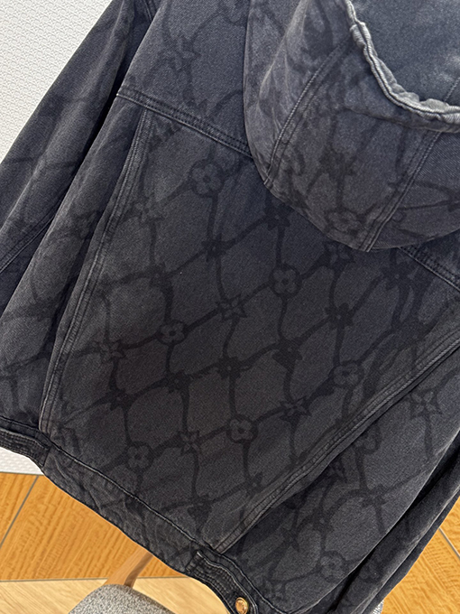 ルイヴィトン プリントジップアップフードジャケット