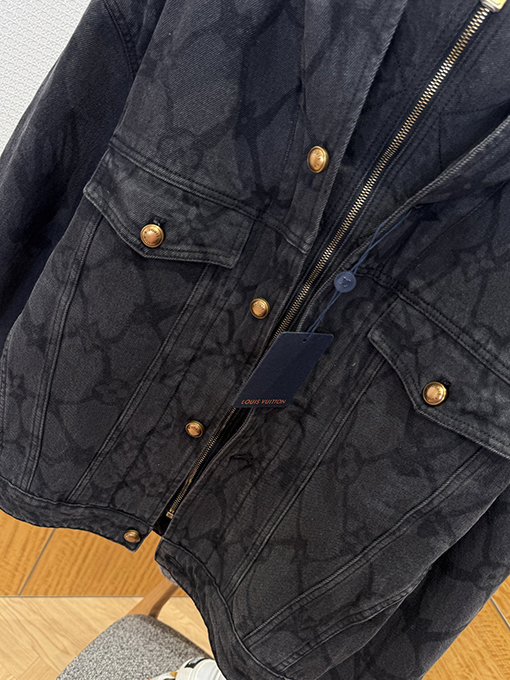 ルイヴィトン プリントジップアップフードジャケット