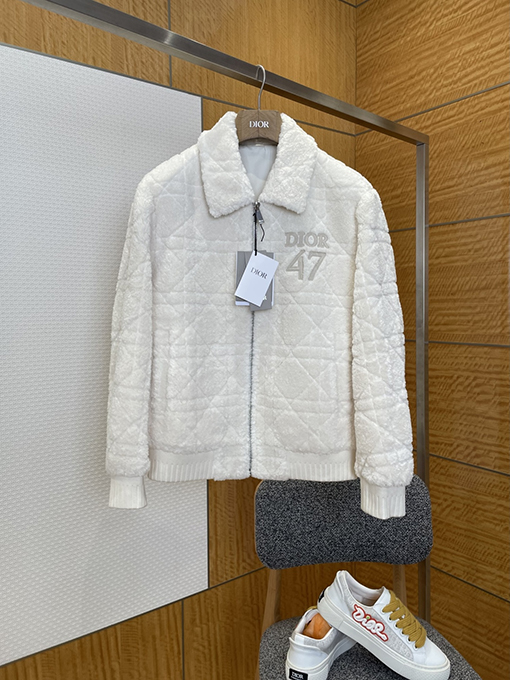 ディオールコピー デジタル刺繍ダイヤモンドキルティングダウンジャケット