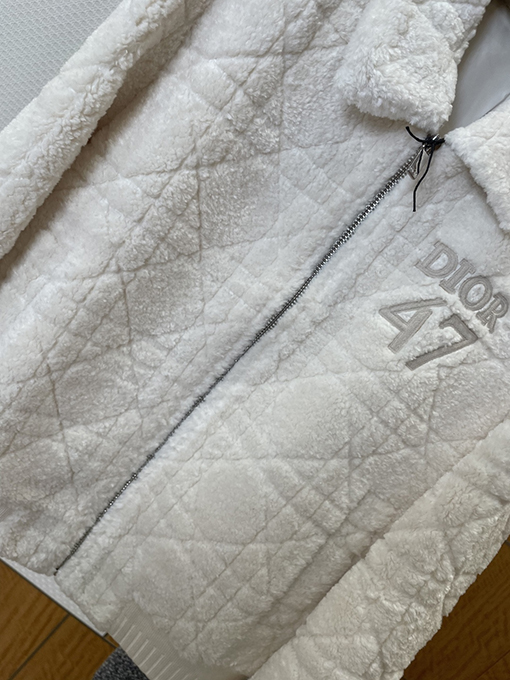 ディオールコピー デジタル刺繍ダイヤモンドキルティングダウンジャケット