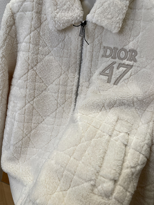 ディオールコピー デジタル刺繍ダイヤモンドキルティングダウンジャケット