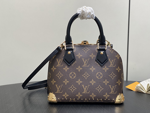 ルイヴィトン LV Alma BB リベットチェーンシェルバッグ M26084