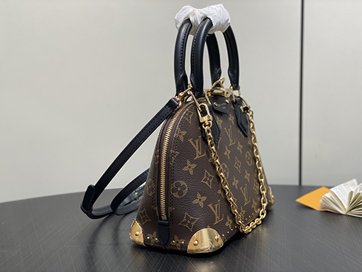 ルイヴィトン LV Alma BB リベットチェーンシェルバッグ M26084