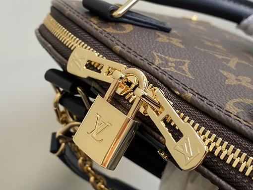 ルイヴィトン LV Alma BB リベットチェーンシェルバッグ M26084