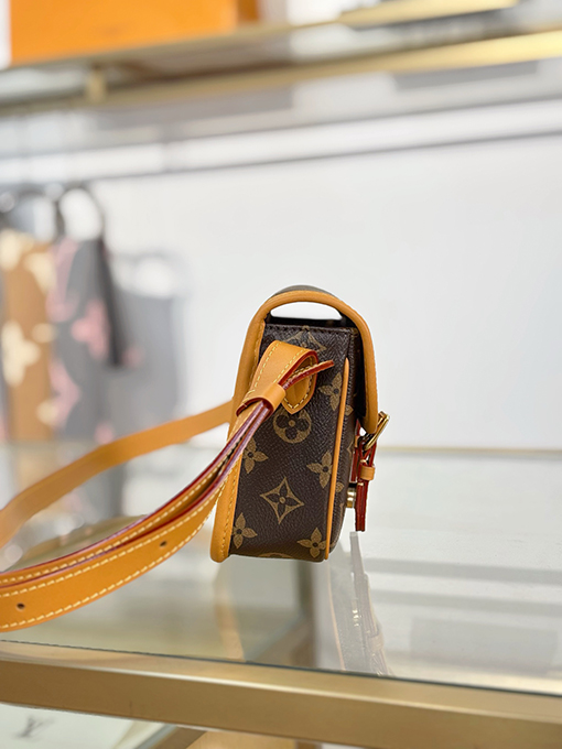 ルイヴィトン LV SATCHEL ミニハンドバッグ M26805