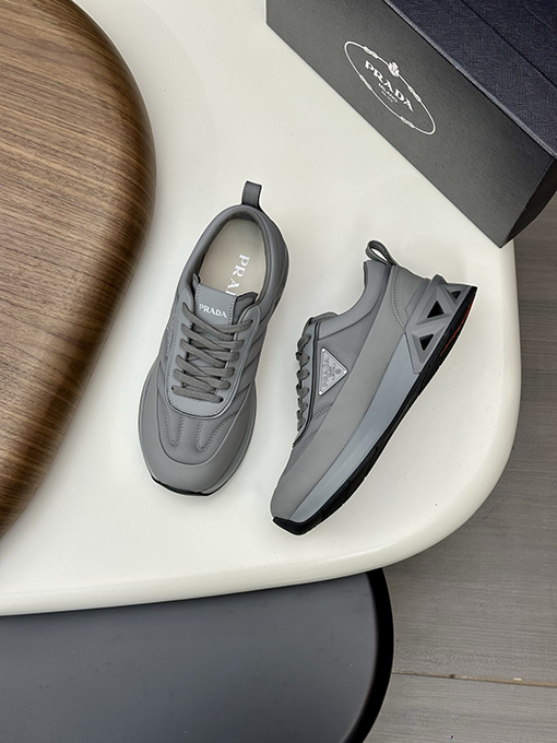 プラダスーパーコピー カジュアルスポーツシューズ