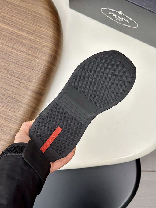 プラダスーパーコピー カジュアルスポーツシューズ