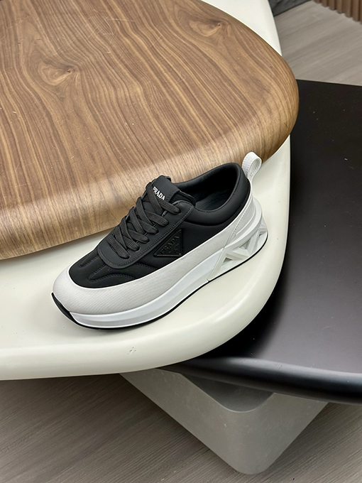 プラダスーパーコピー カジュアルスポーツシューズ