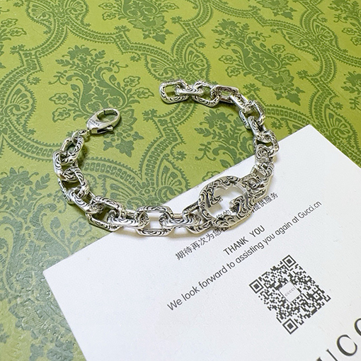 グッチ 新しいクラシックブレスレット