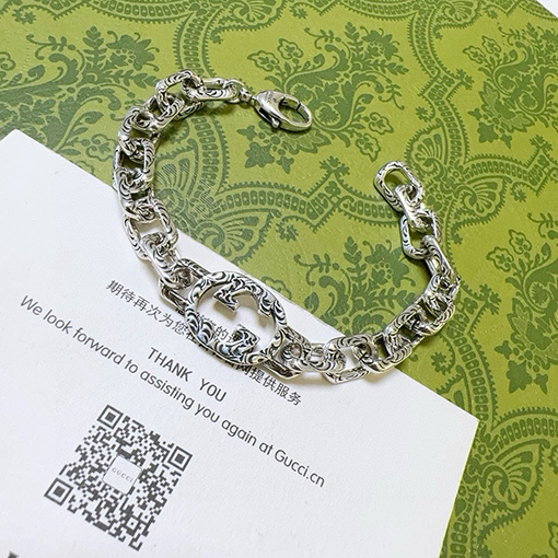 グッチ 新しいクラシックブレスレット