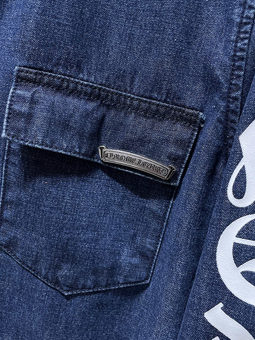 クロムハーツ ブルーの袖プリントのダブルレイヤーデニムシャツ