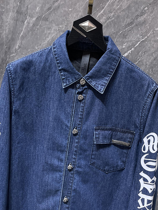 クロムハーツ ブルーの袖プリントのダブルレイヤーデニムシャツ