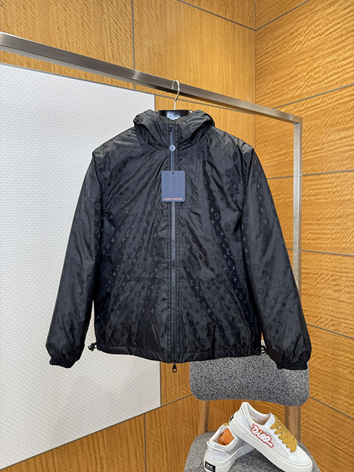 ルイヴィトンスーパーコピー 全面プリントのジッパーダウンジャケット