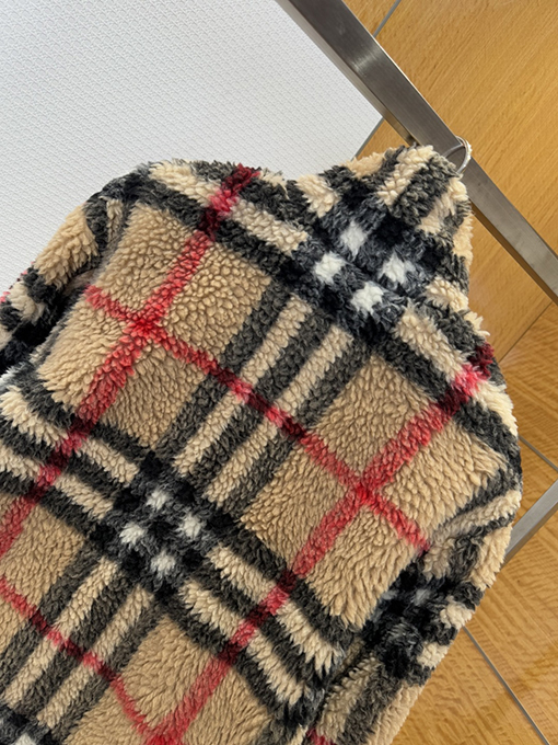 バーバリーコピー チェック柄シアリングコート