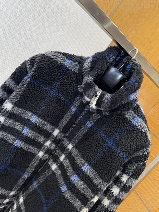 バーバリーコピー チェック柄シアリングコート