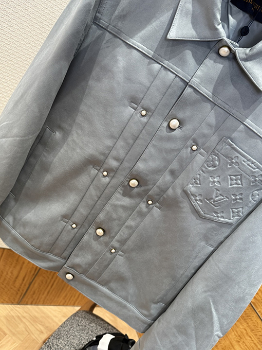 ルイヴィトン スエードエンボスジャケット