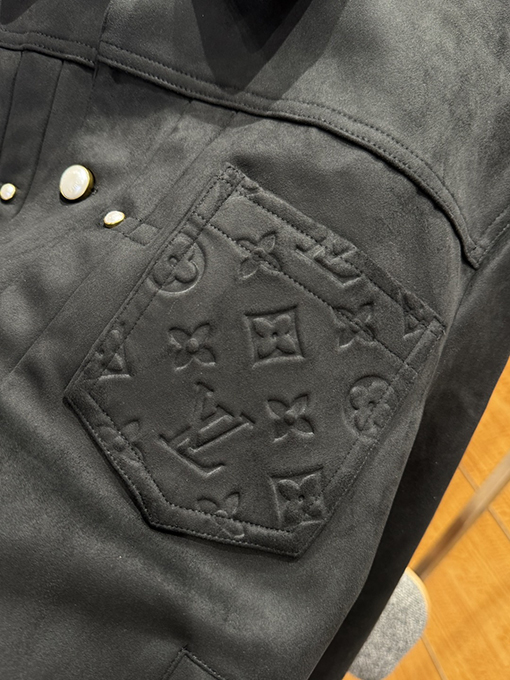 ルイヴィトン スエードエンボスジャケット