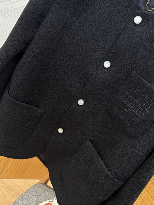 ルイヴィトンスーパーコピー ポケット刺繍シングルブレストジャケット