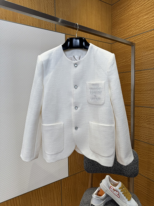 ルイヴィトンスーパーコピー ポケット刺繍シングルブレストジャケット