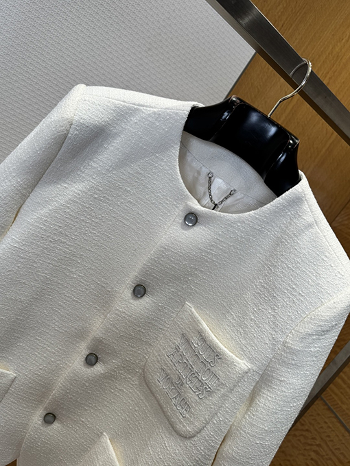 ルイヴィトンスーパーコピー ポケット刺繍シングルブレストジャケット