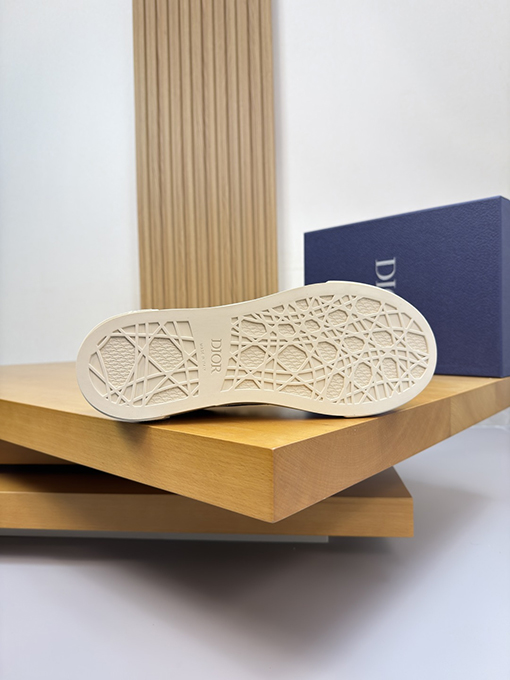 ディオール 高品質のカジュアルスポーツシューズ