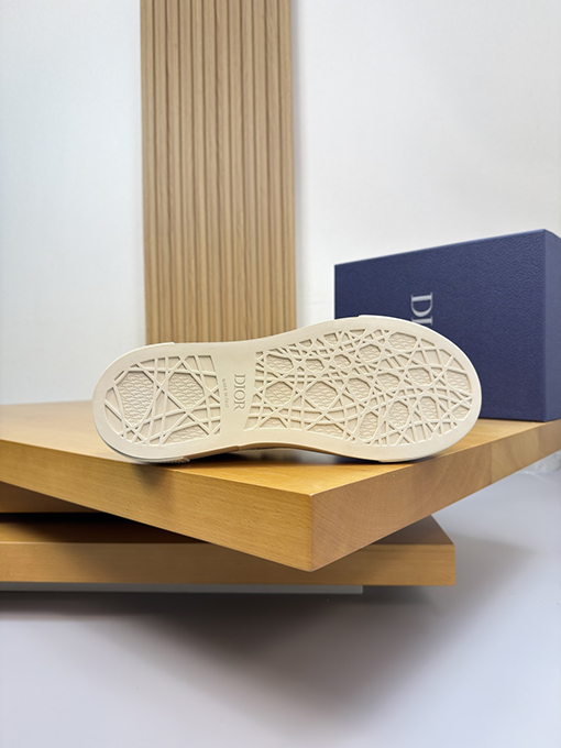 ディオール 高品質のカジュアルスポーツシューズ