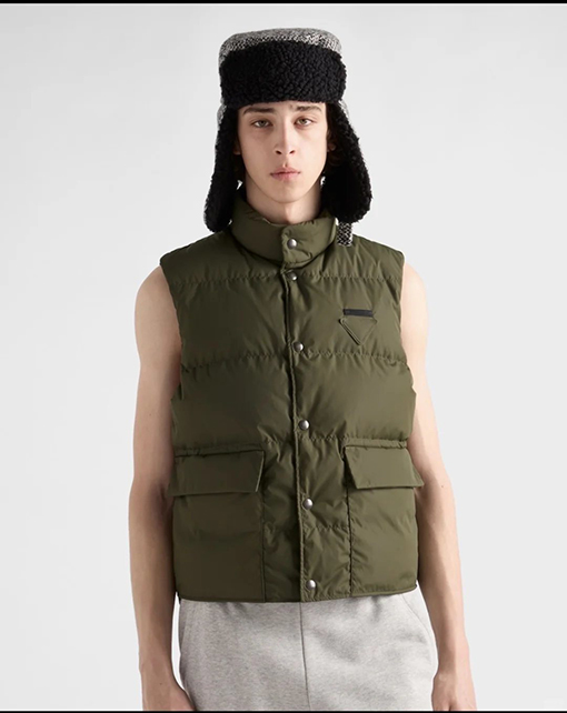 プラダ ファブリック トライアングル ロゴ ダウンベスト