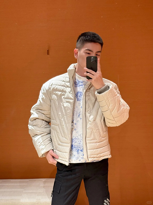 ルイヴィトン 無地レターロゴ刺繍ジャケット