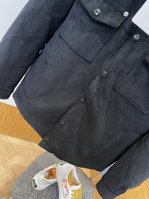 モンクレールスーパーコピー チャンザイボタンダウンカラーダウンジャケット