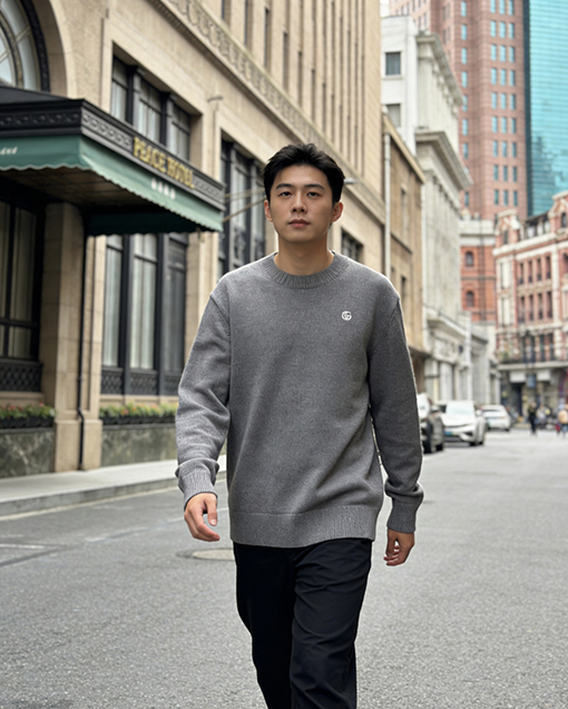 グッチ ダブルG刺繍ニットセーター