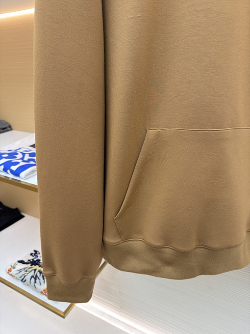 フェンディ クラシックな裏地付きFFパーカー