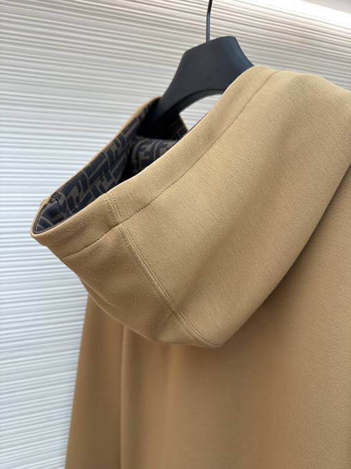 フェンディ クラシックな裏地付きFFパーカー