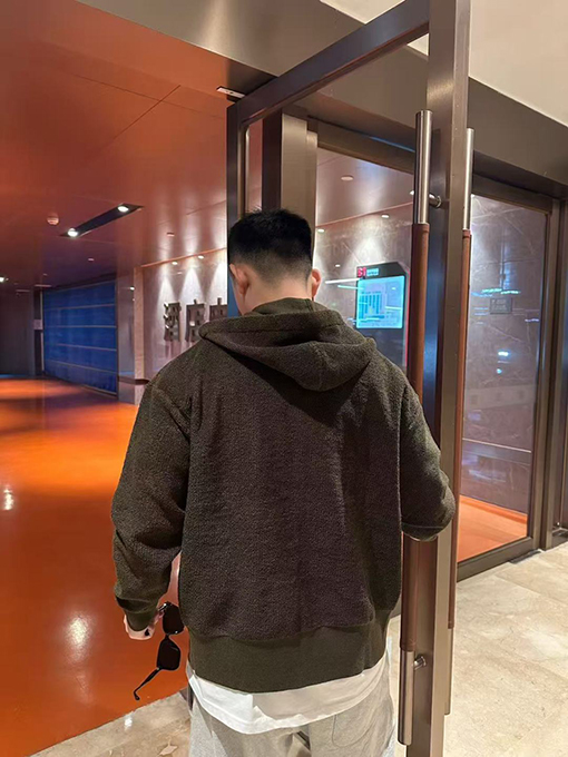 ロエベ 刺繍入りフード付きジップアップカーディガン