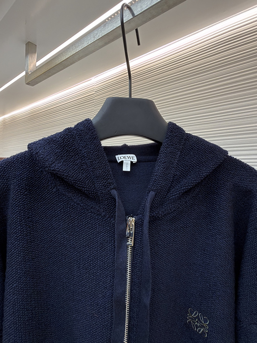 ロエベ 刺繍入りフード付きジップアップカーディガン