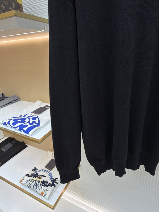 ディオールスーパーコピー ビー刺繍ハイネックニットトップス