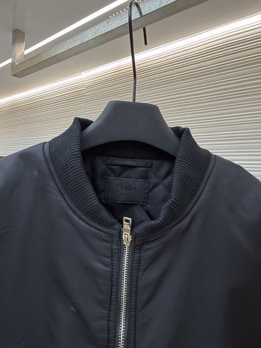 プラダ bomber 袖バッジフライトジャケットコットンコート