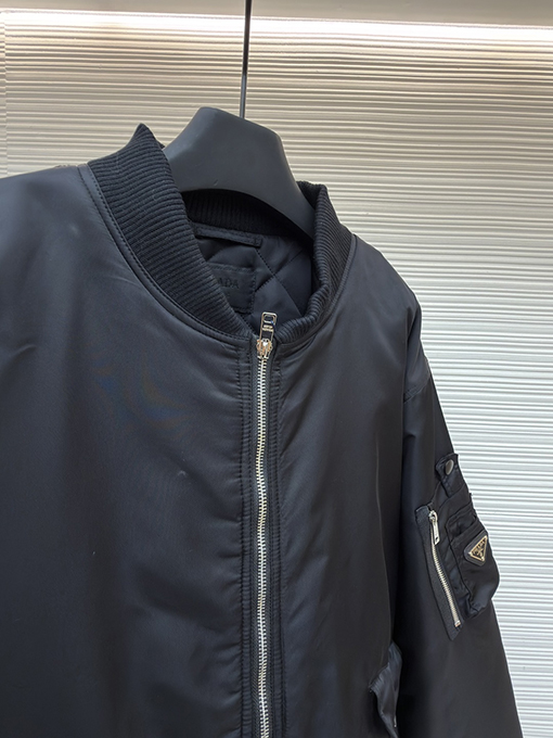 プラダ bomber 袖バッジフライトジャケットコットンコート
