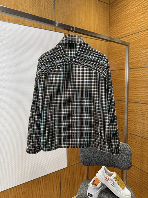 ボッテガヴェネタ 襟付き長袖ジップアップジャケット