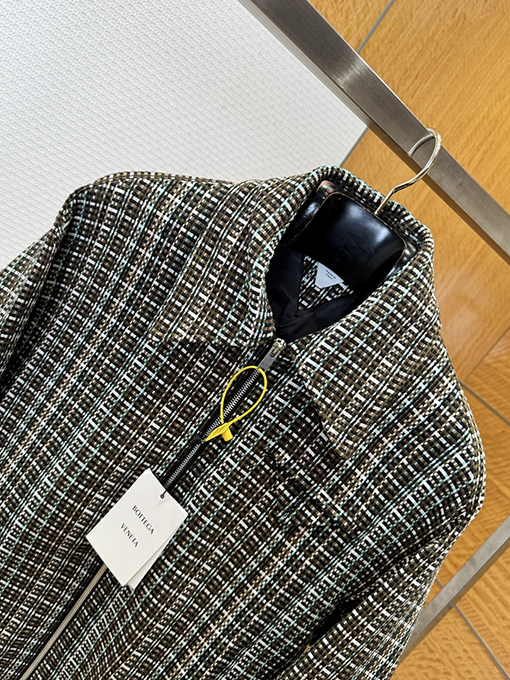 ボッテガヴェネタ 襟付き長袖ジップアップジャケット