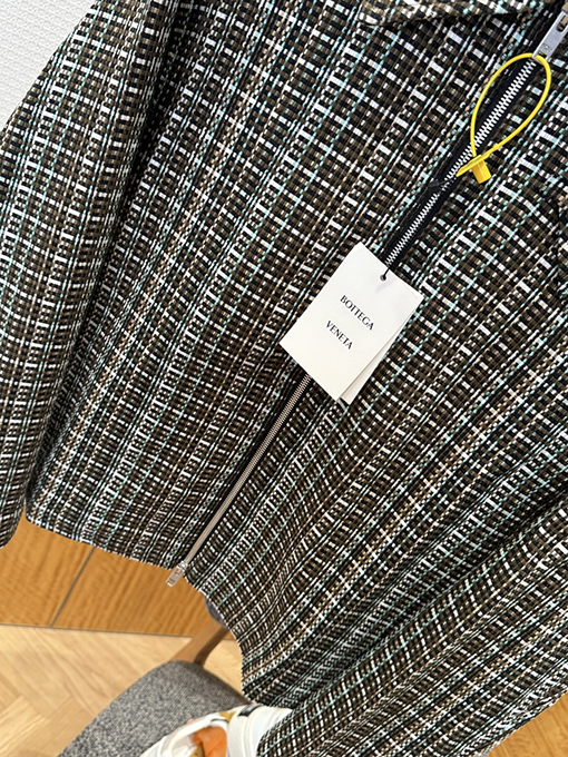 ボッテガヴェネタ 襟付き長袖ジップアップジャケット