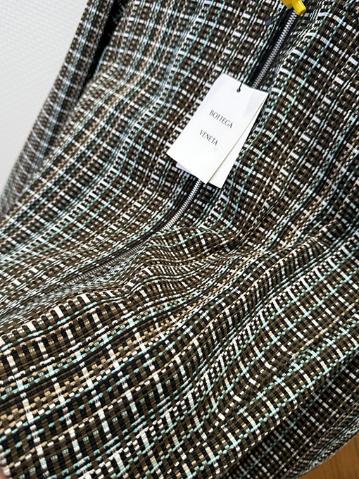 ボッテガヴェネタ 襟付き長袖ジップアップジャケット